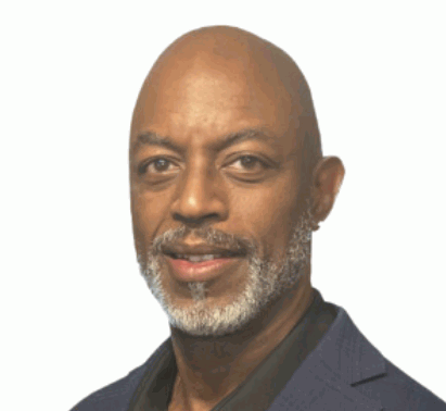 headshot of Moderator: Andrew Springer